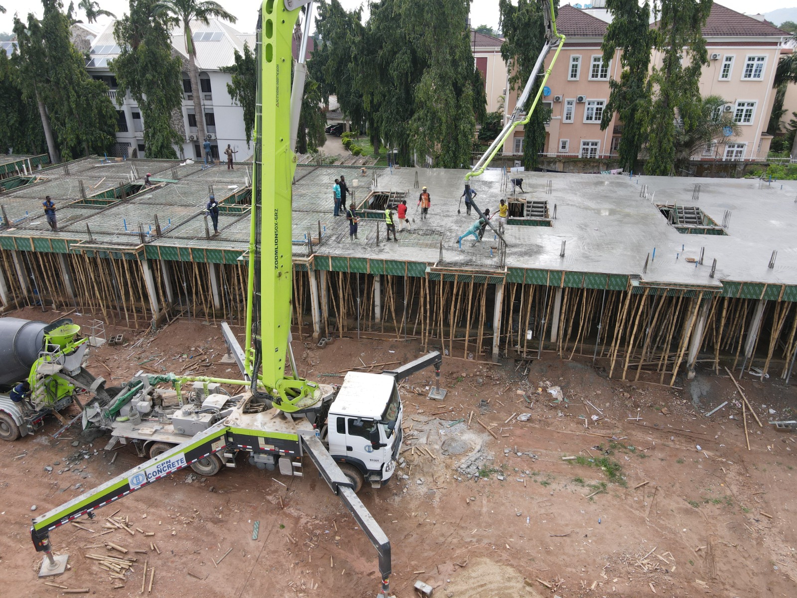 RMC work on Terraces at Maitama Abuja — concrete pour